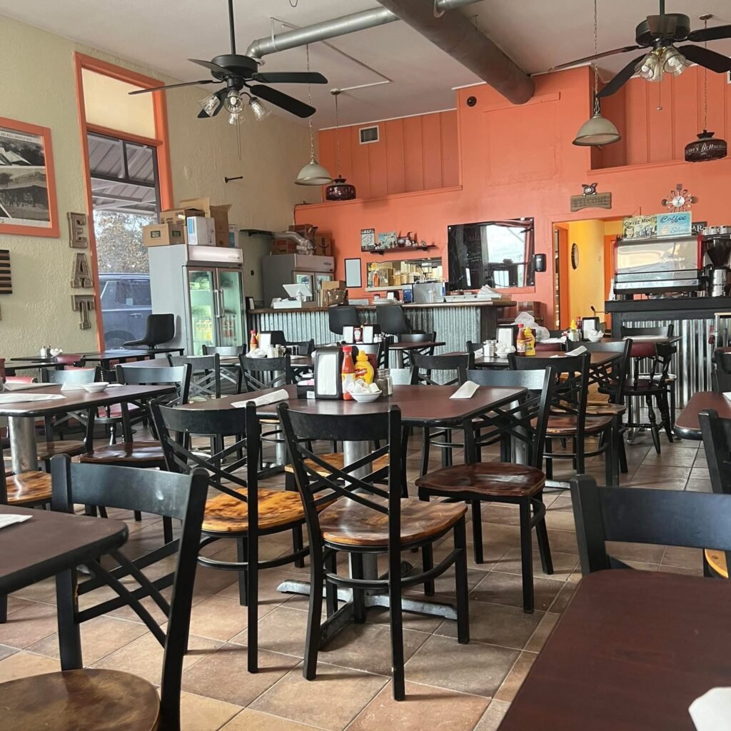 Mulberry Cafe in Mulberry, FL (3)