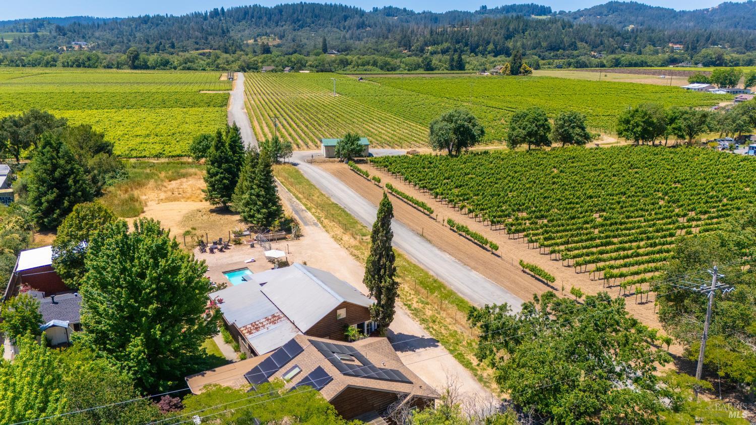 The Lucero Group - Vanguard Properties in Healdsburg, CA (4)