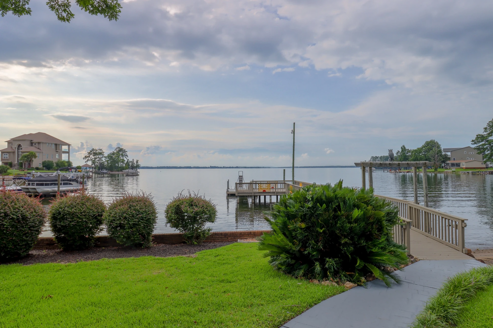 Brandon Garon - Brokered by Jeff Cook Real Estate LPT Realty in Columbia, SC