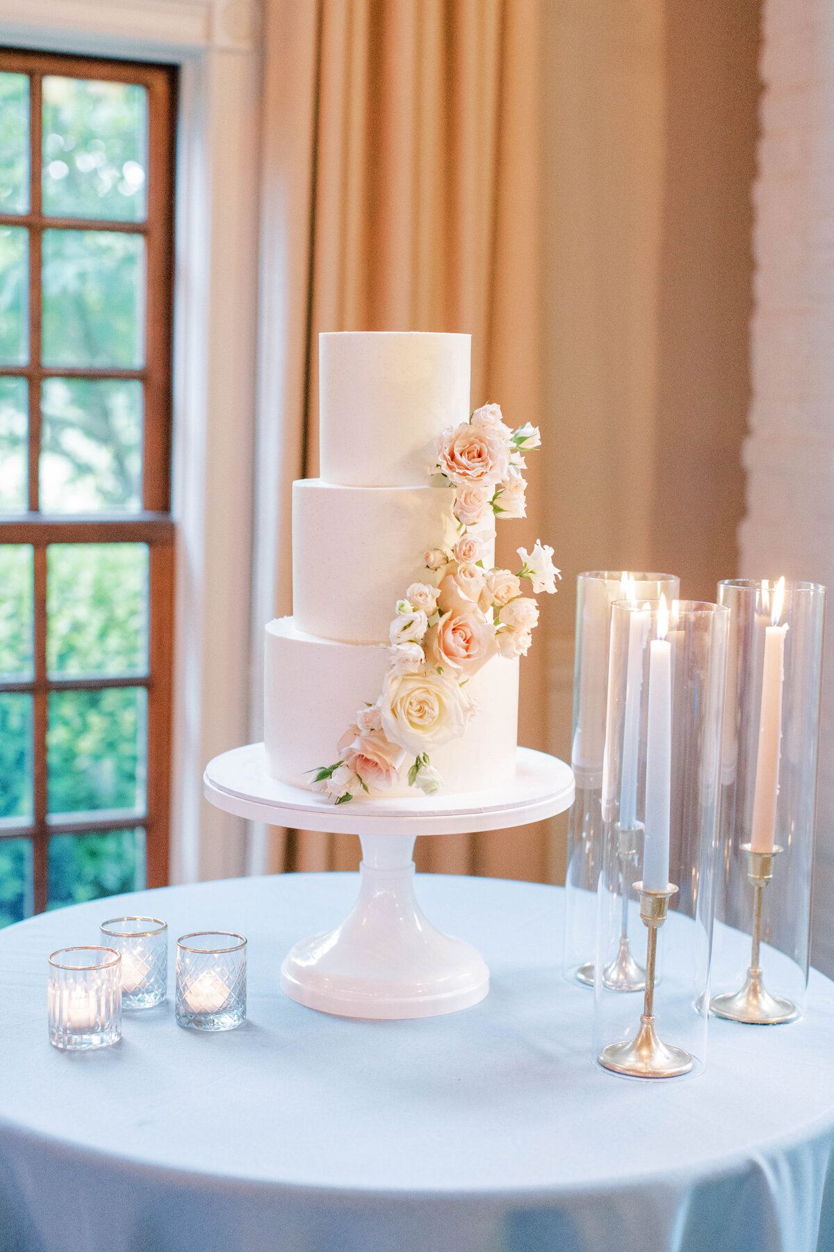 Commonwealth Cake Company in Troy, VA