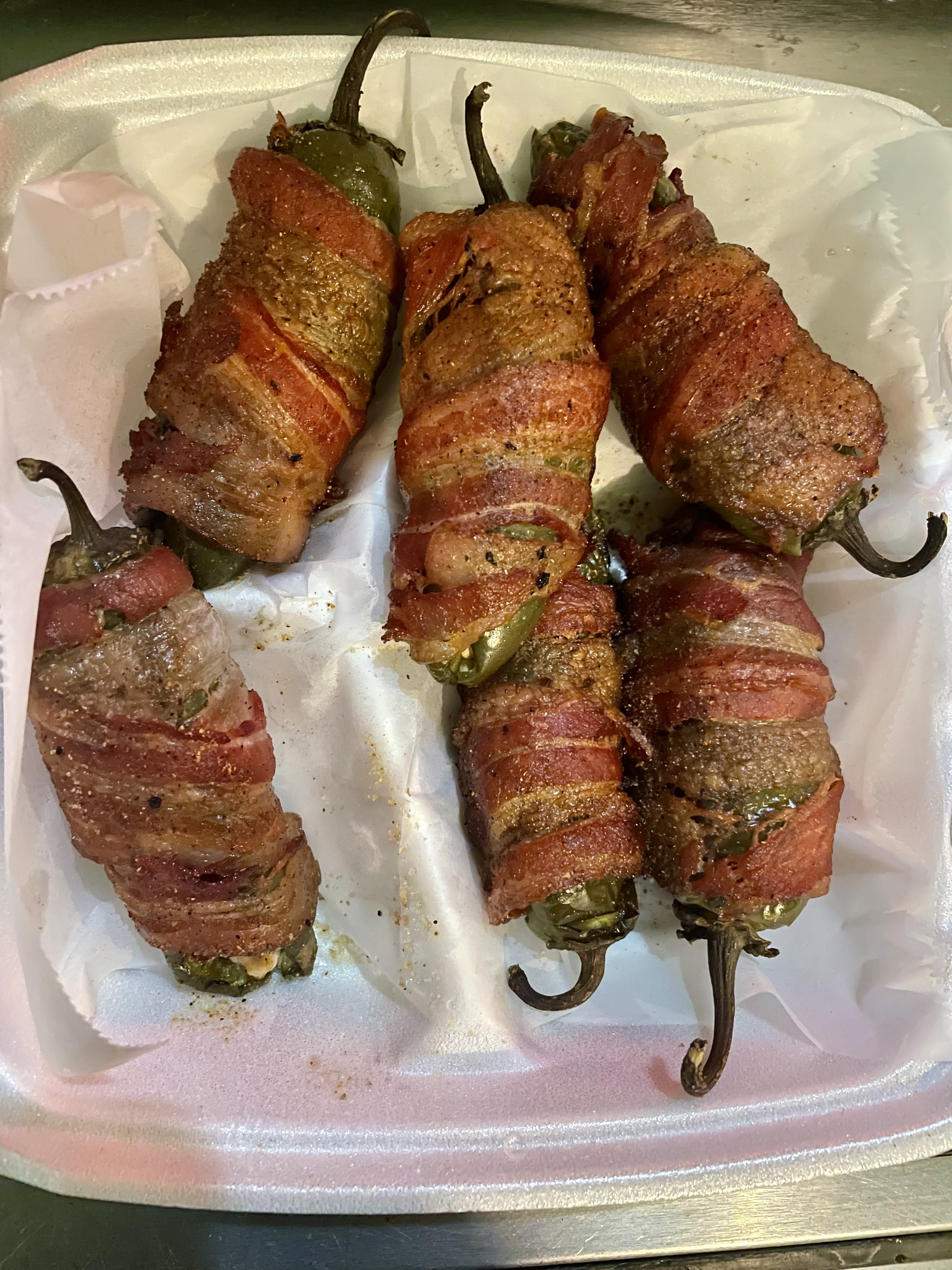 The Smokey Pit | Smoke House Eatery & Bar in Baton Rouge, LA (2)
