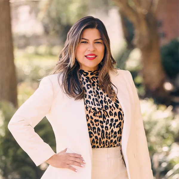Marjorie Tornatore - Compass Real Estate in Manhasset, NY (2)