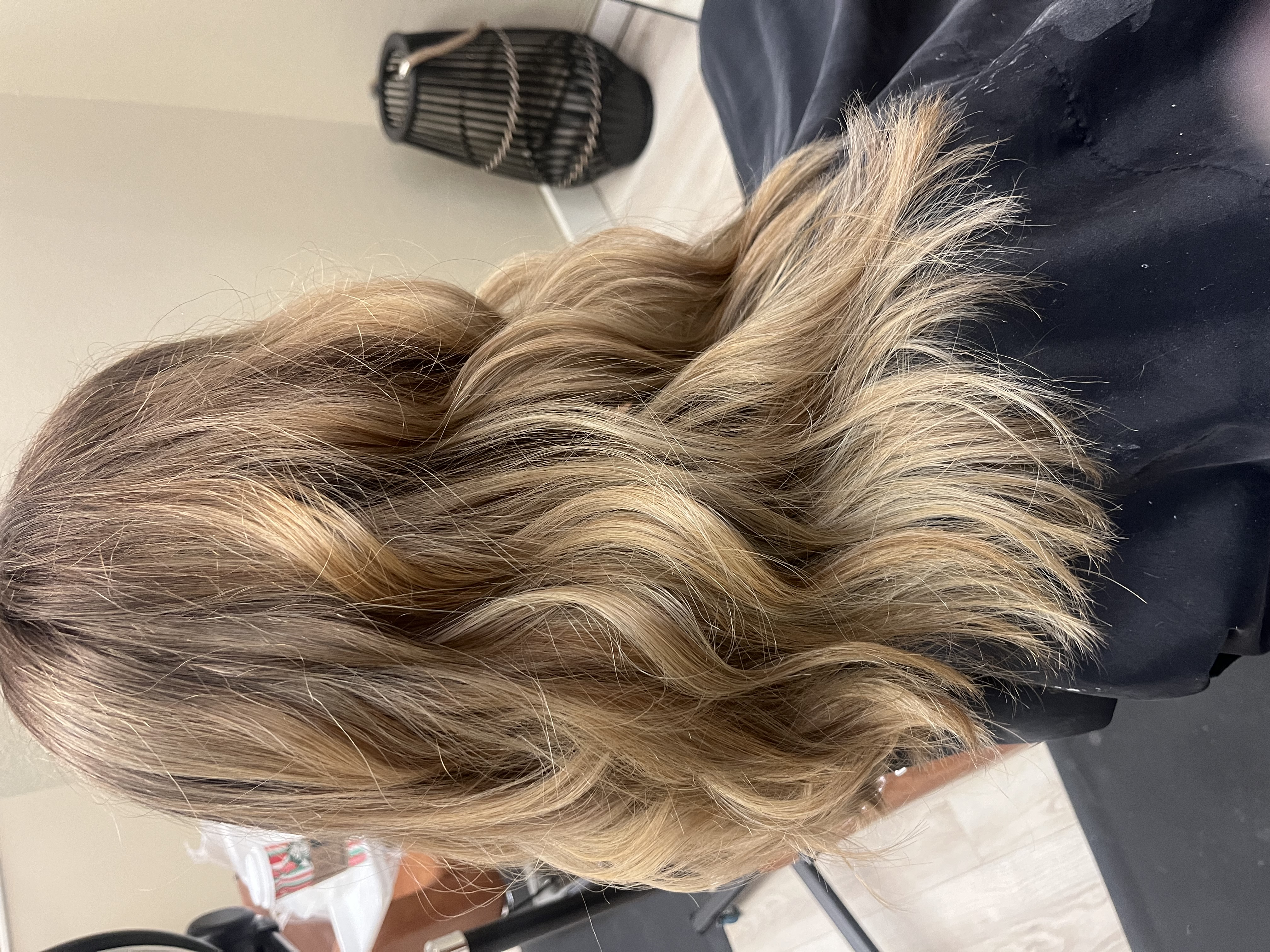 BOMBSHELLS SALON AND BOUTIQUE in Yuba City, CA