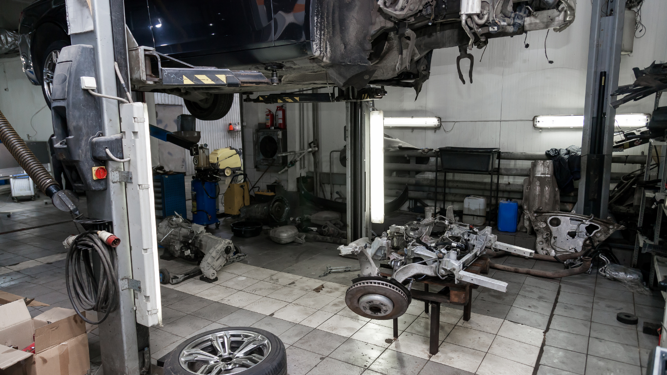 Quima's Auto Restoration & Repair in Naples, FL (2)