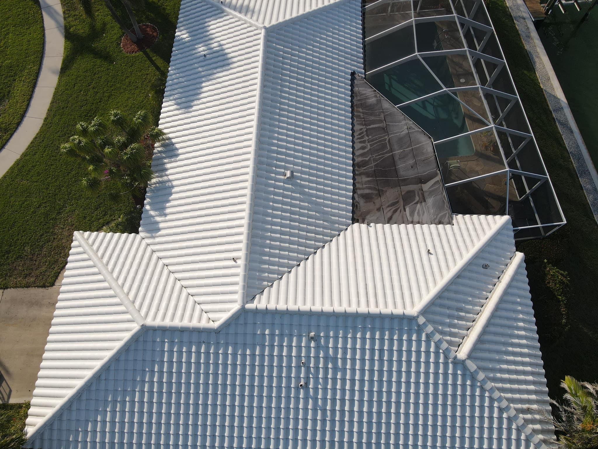 United Mobile Detailing & Pressure washing LLC in Vanderbilt Beach, FL