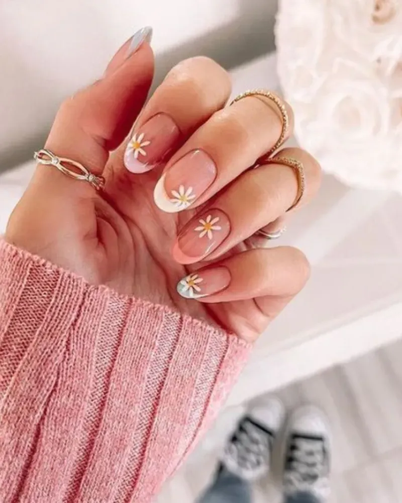 Eizas Nails Beauty Salon in Long Beach, NY (6)