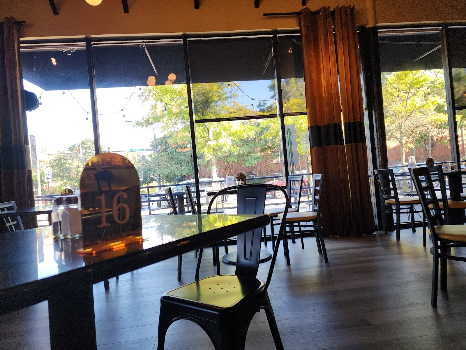 Don's Restaurant in Charlotte, NC (3)