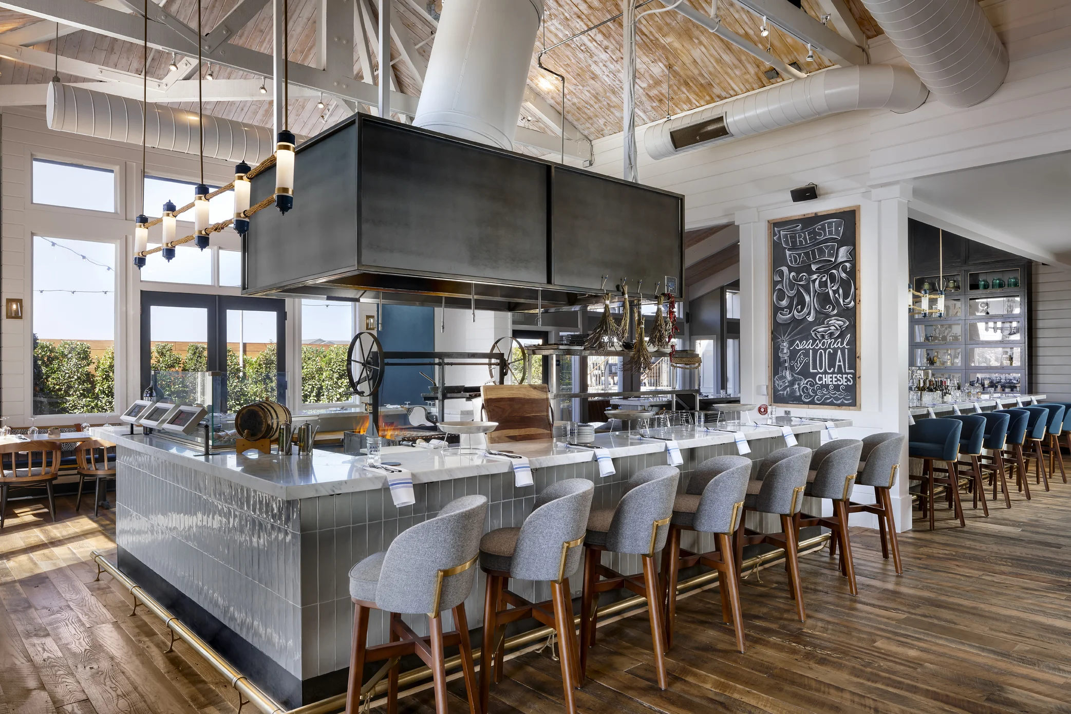 Salt Wood Kitchen and Oysterette in Marina, CA (6)