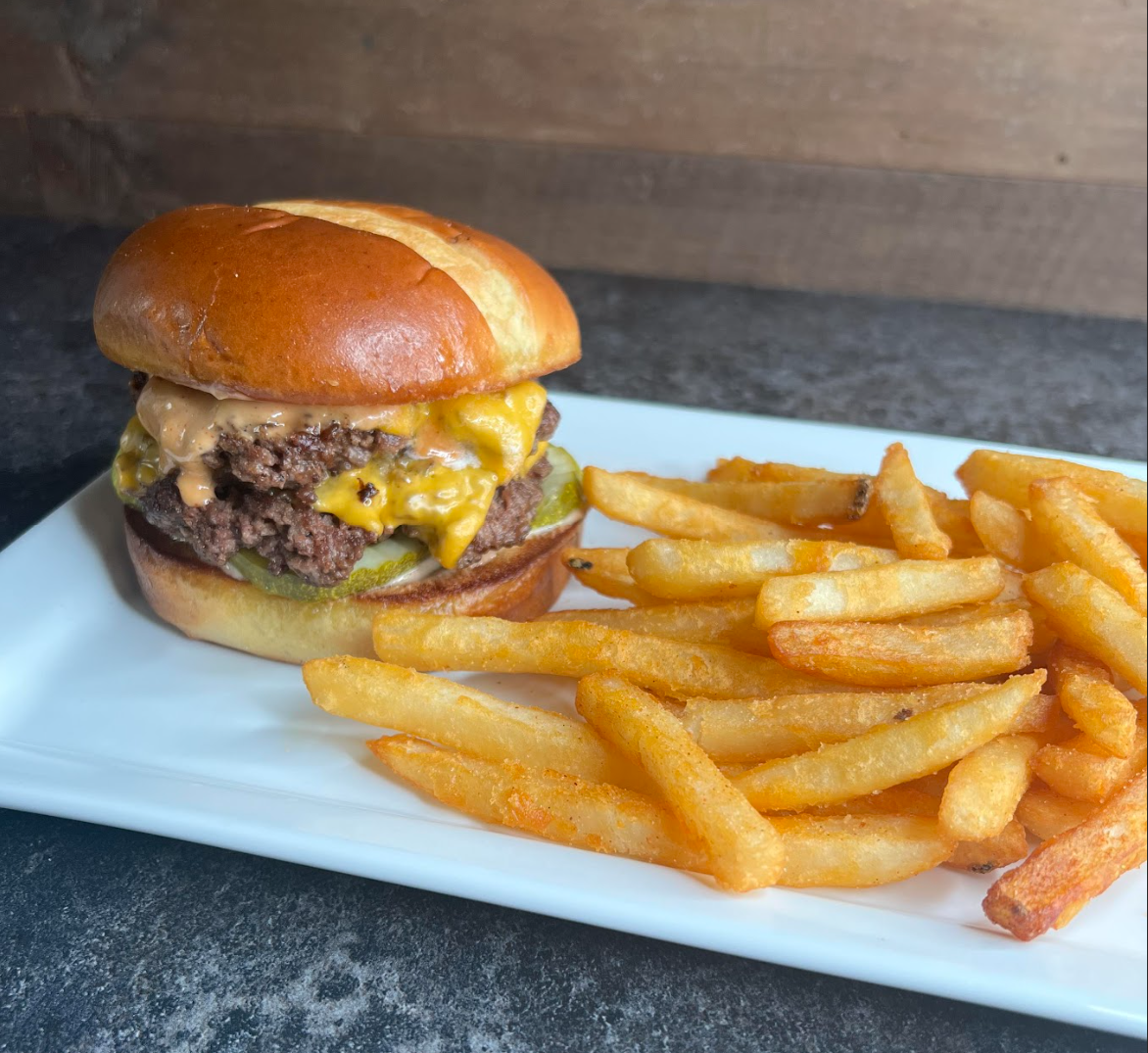 Uncle Larry’s Rustic Inn in Hartford, WI (2)