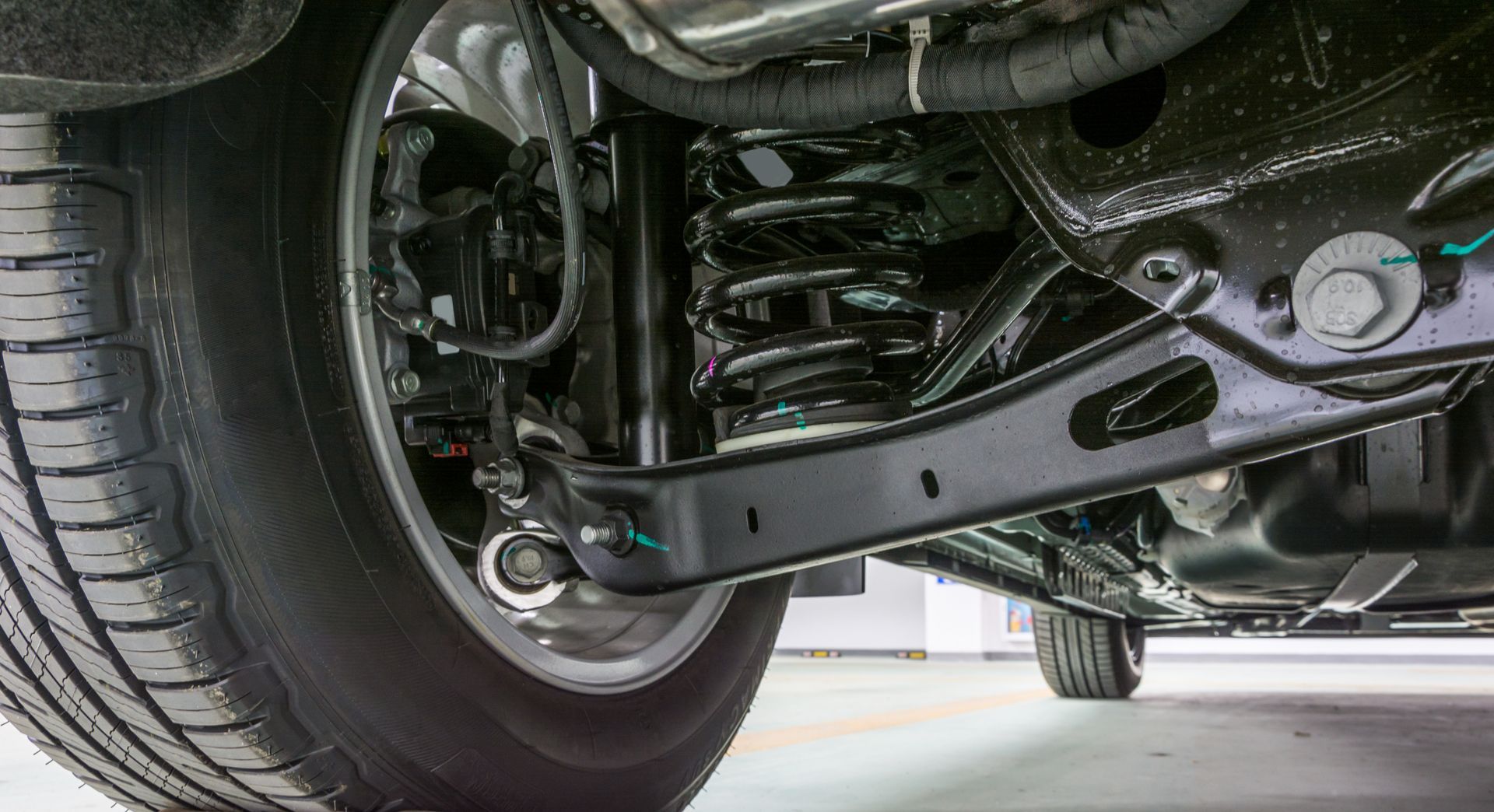 Hometown Tire & Service in Needville, TX (4)