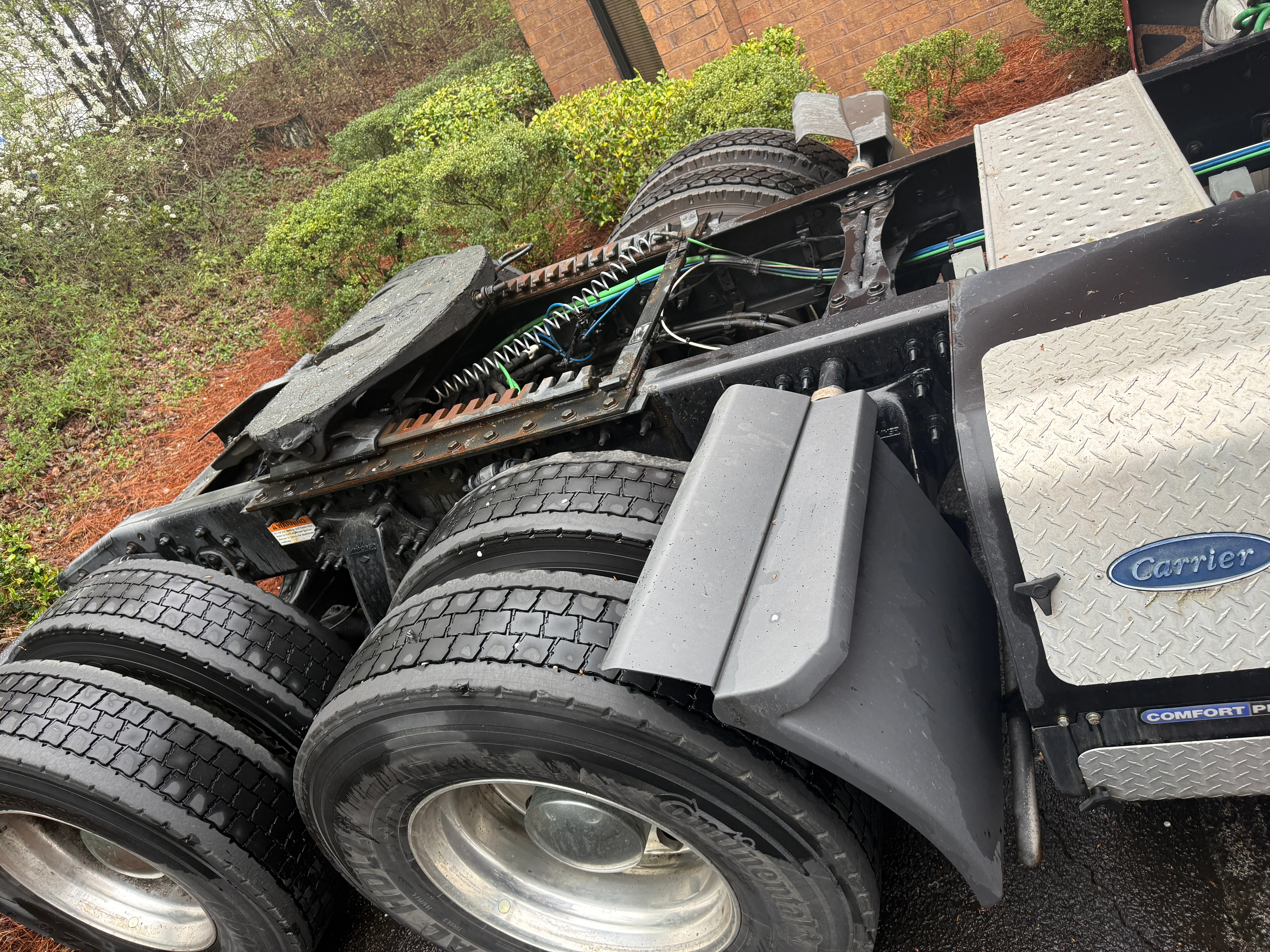 K&M Truck Trailer Repair in Ridgeway, SC