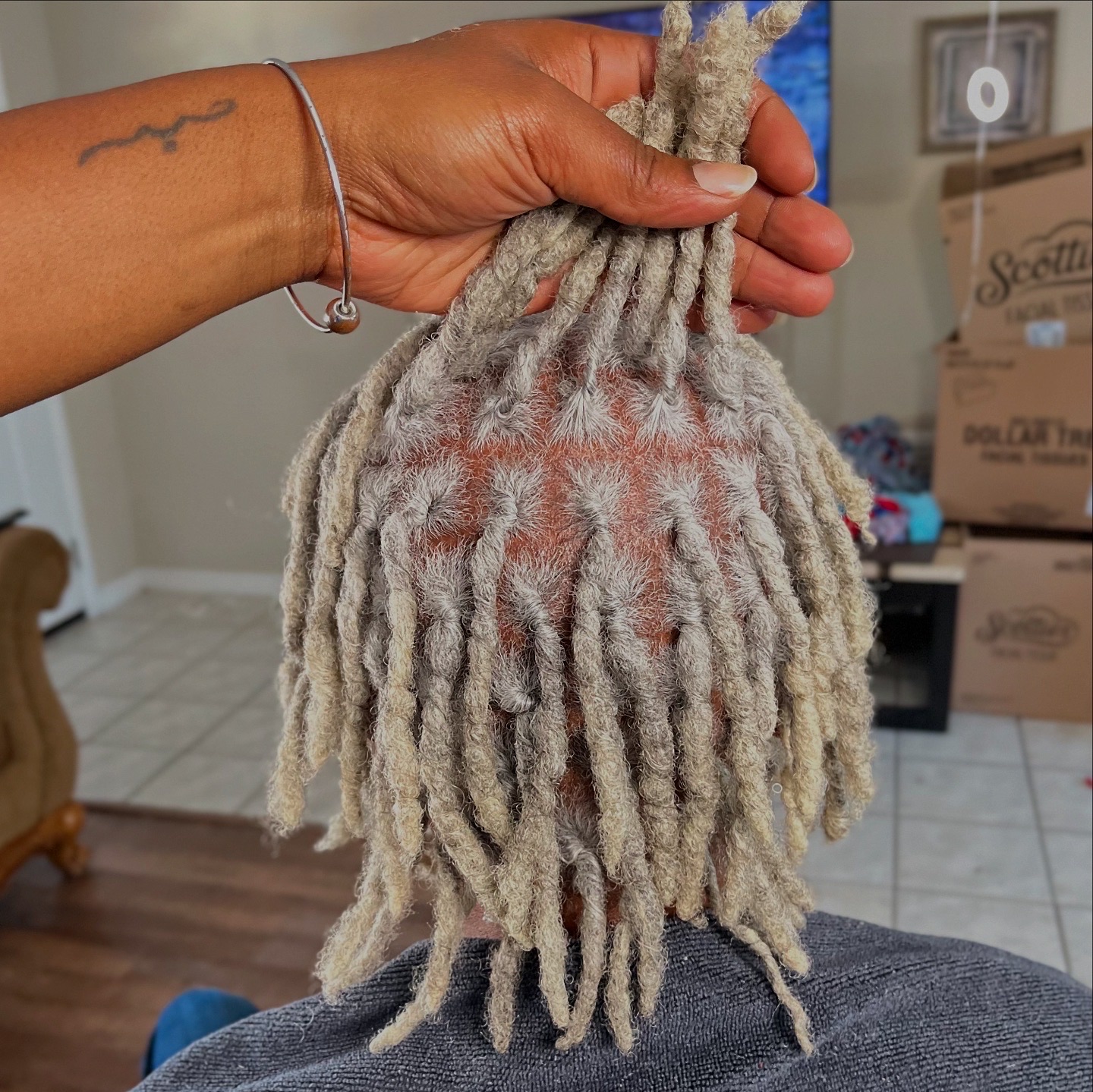 QueenIt Loc Salon in Holiday, FL (3)