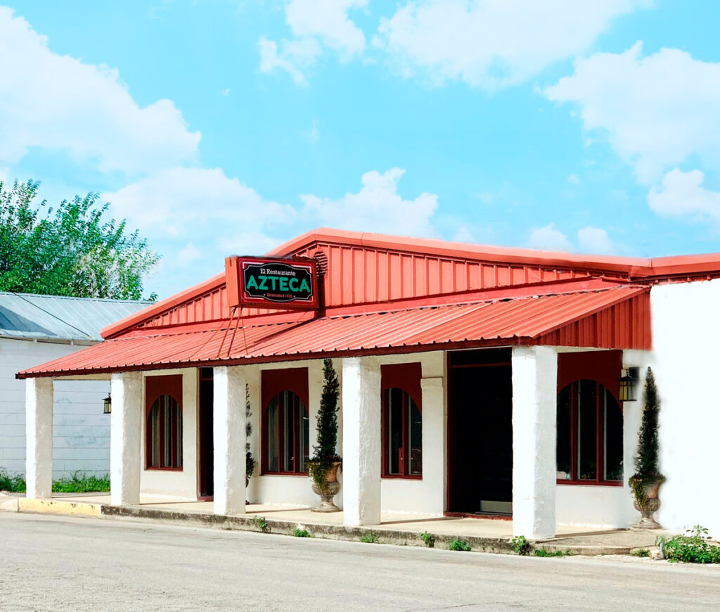 El Restaurante Azteca in Hondo, TX (2)