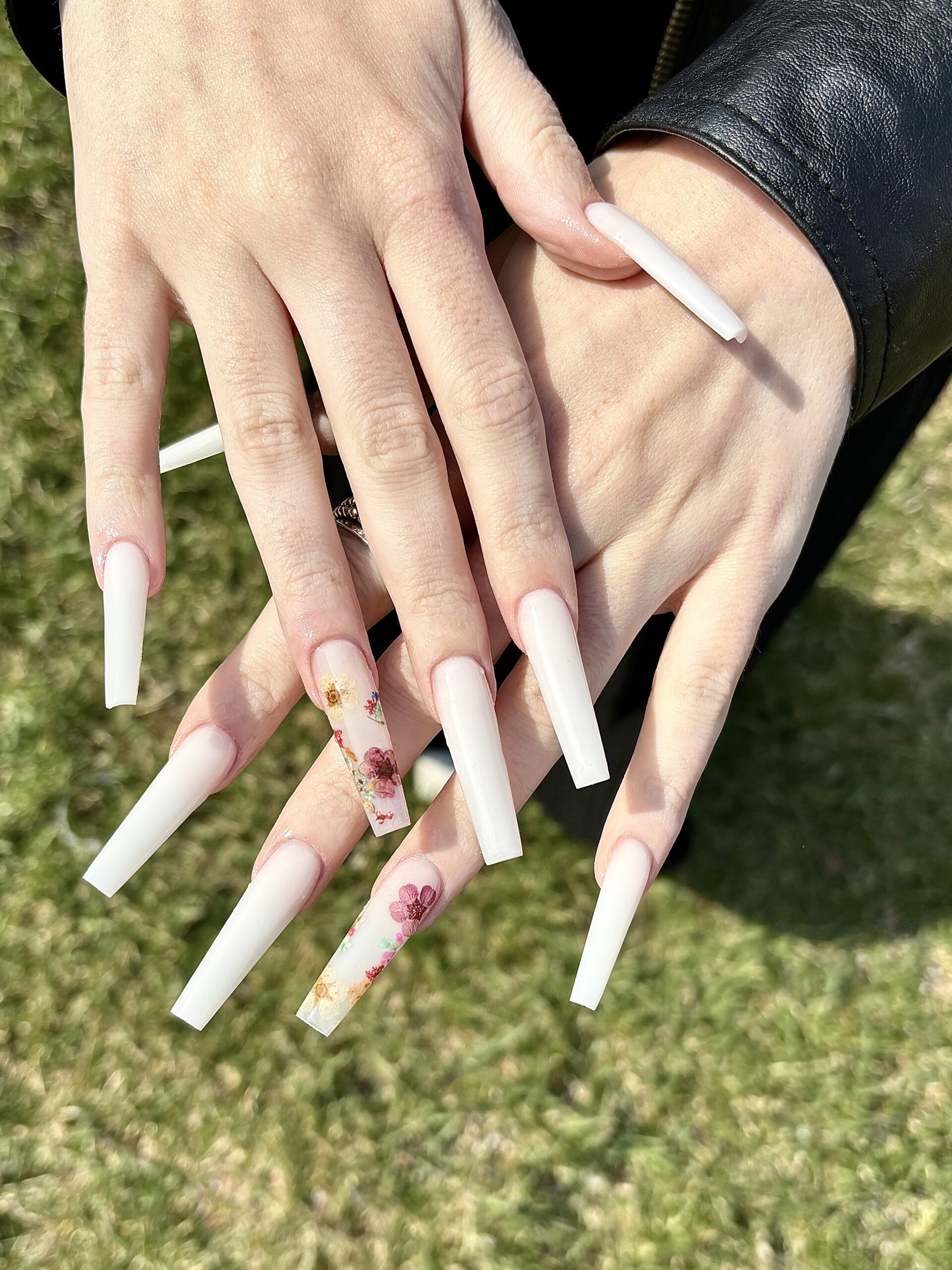 Empire Nails Lounge in Schaumburg, IL