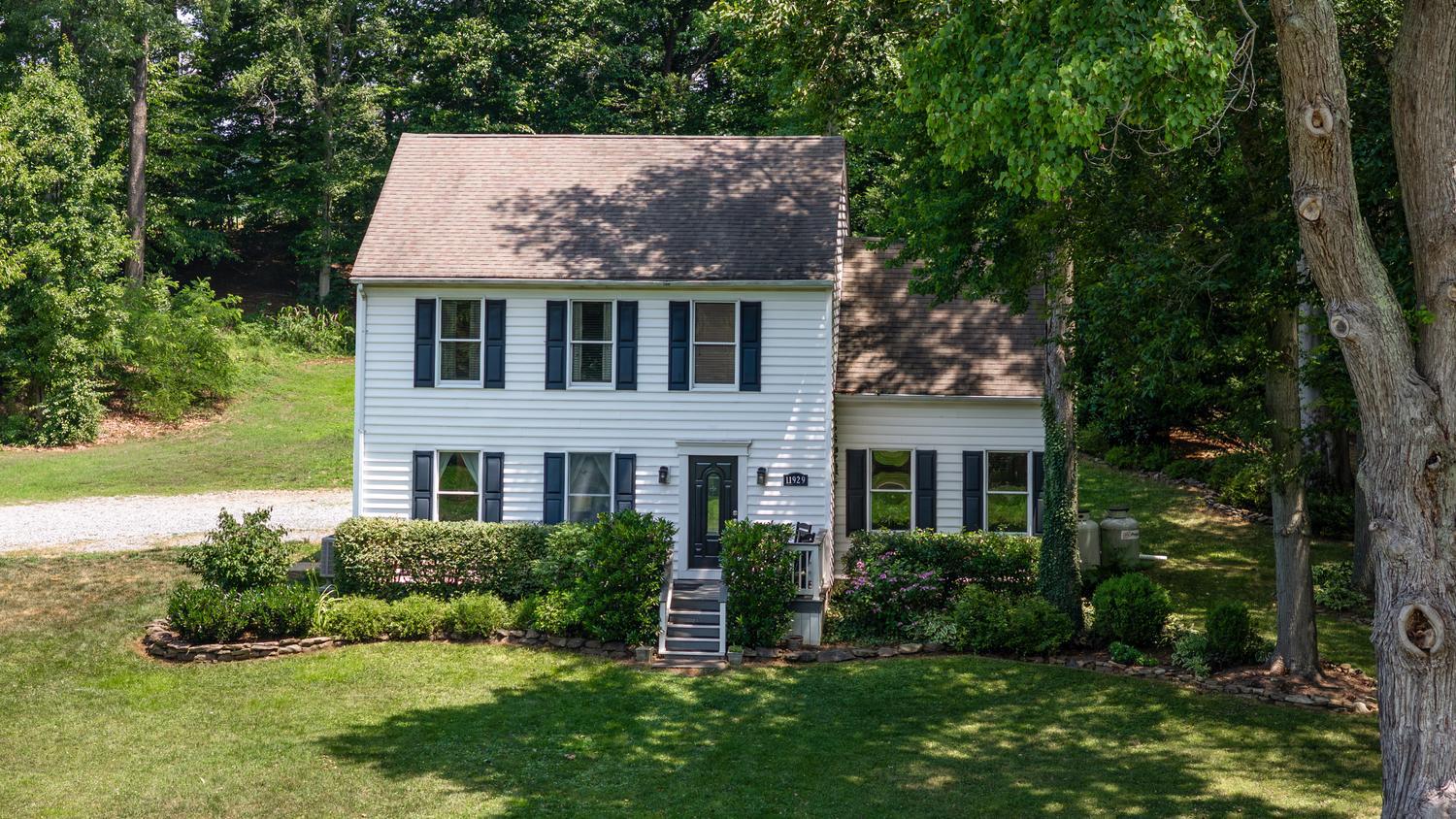 Amy Larrauri Real Estate @ Chesapeake Real Estate Associates, LLC in Chestertown, MD (4)