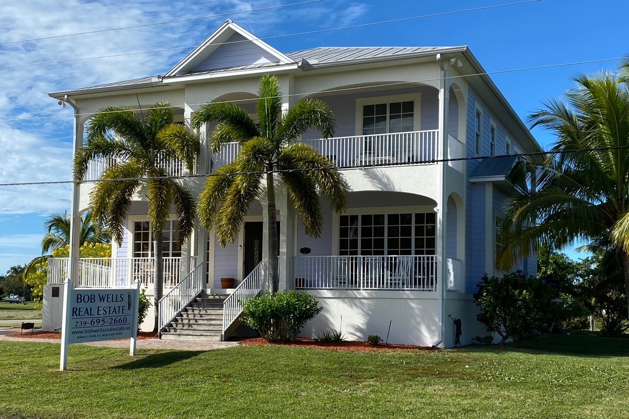 Bob Wells Real Estate in Everglades City, FL (2)
