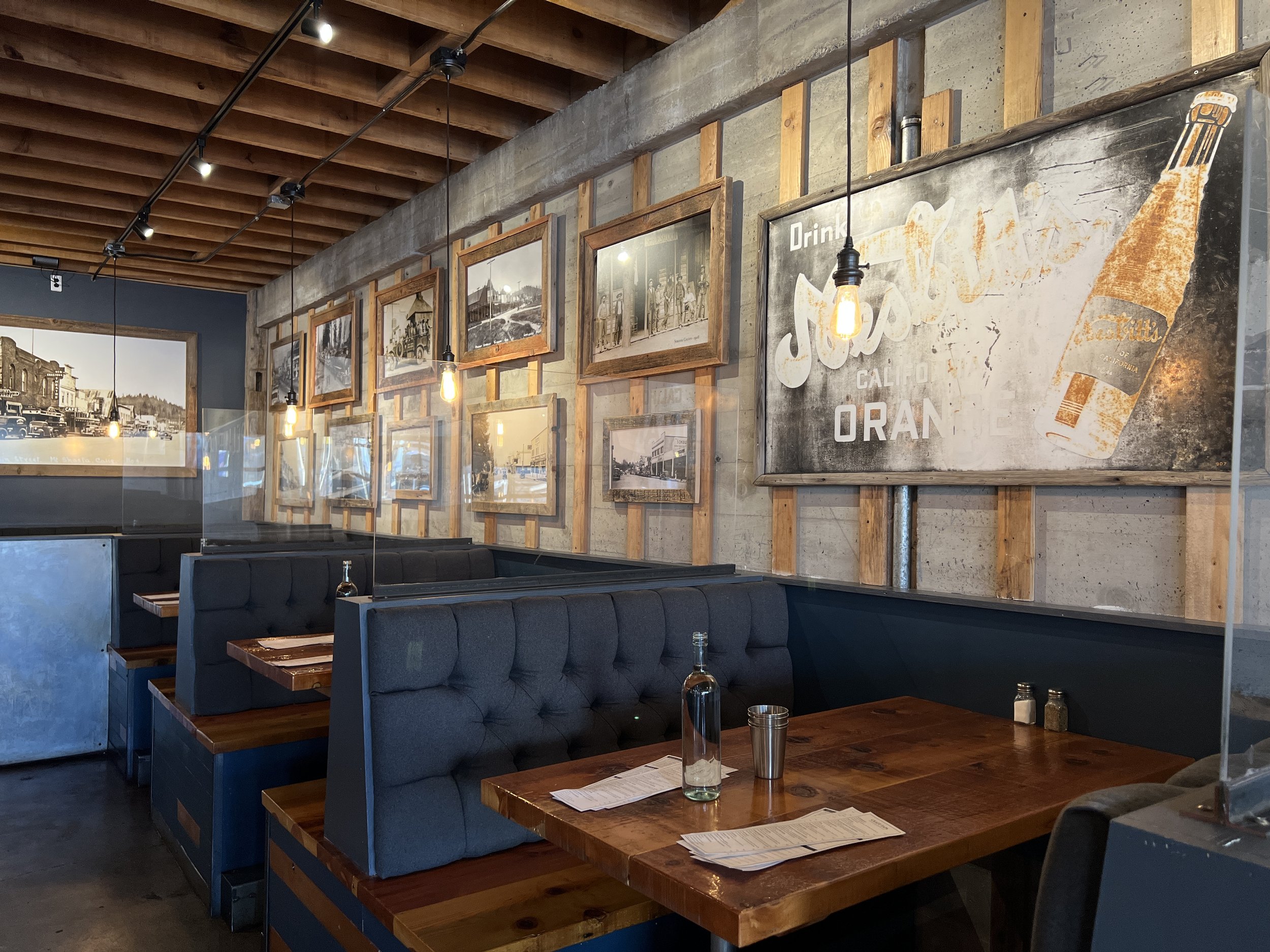 Pipeline Craft Taps & Kitchen in Mt Shasta, CA (4)
