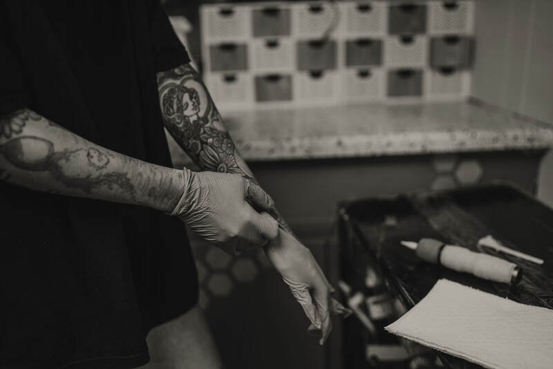 Honey Heart Tattoo in Clintonville, WI (6)