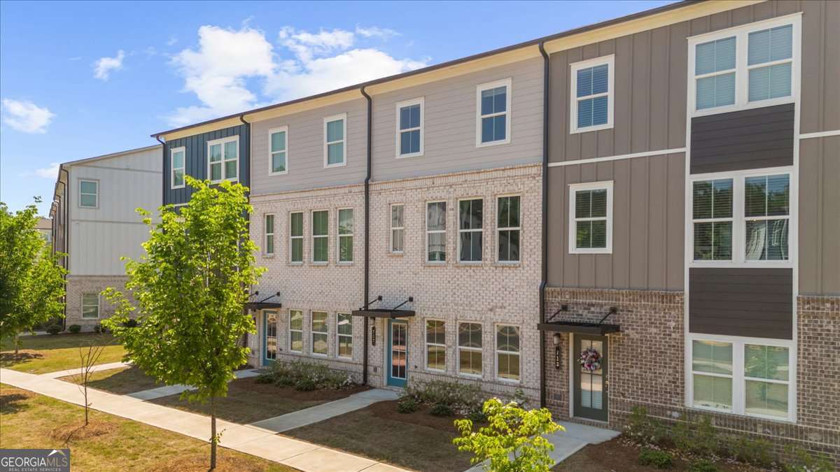 Michelle Ballard Real Estate Professional in Johns Creek, GA (2)