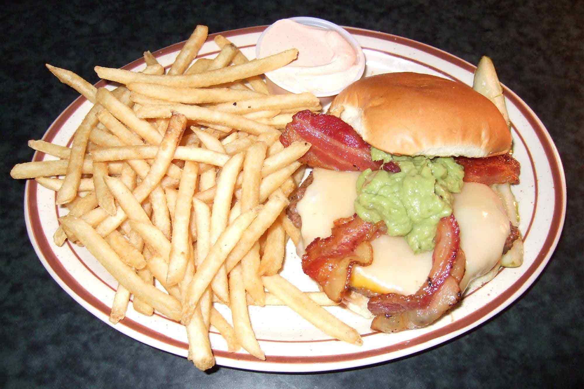 Wild Wings Restaurant & Lounge in Oak Harbor, OH (2)