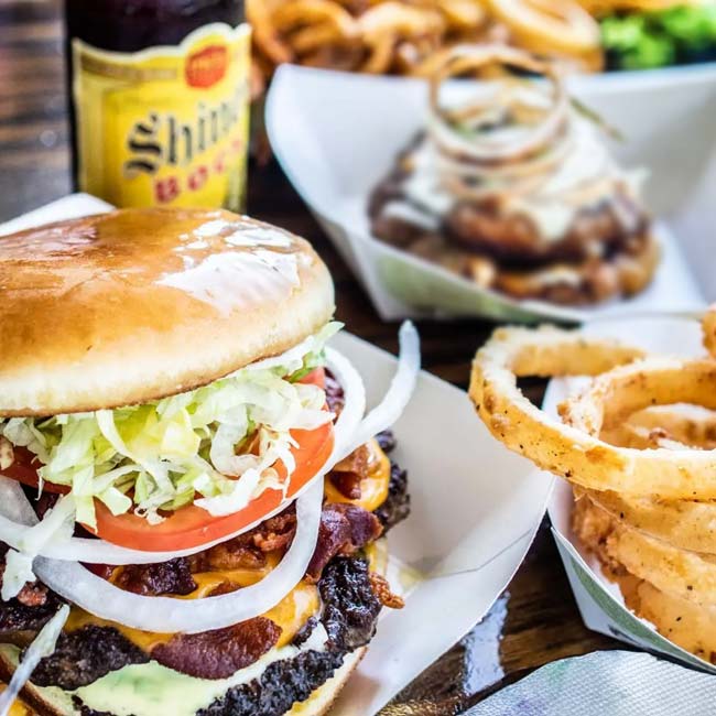 Bill's Burgers Wings & Things in Burnet, TX (6)