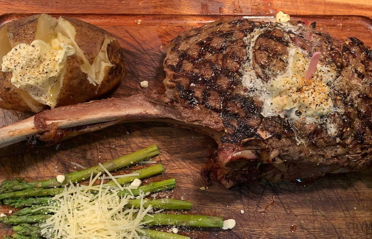 Reed’s Place: Steak and Chop Shop in Seymour, IN (2)