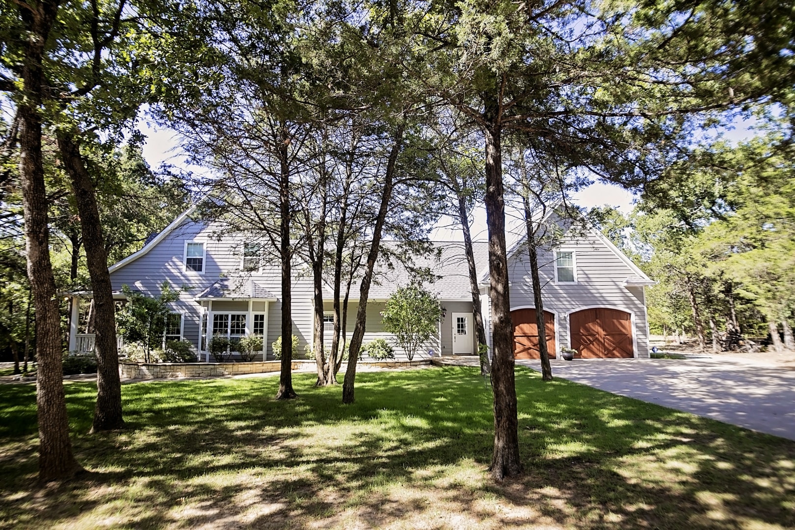 Laura Bradley, Broker / Owner Of SouthernLifeLiving.com Real Estate Brokerage in Tioga, TX (6)