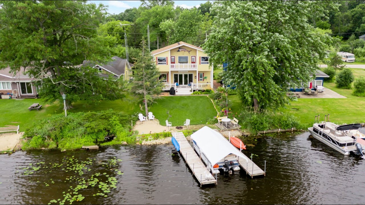 Eagle Homes w/ Coldwell Banker Realty in Burlington, WI