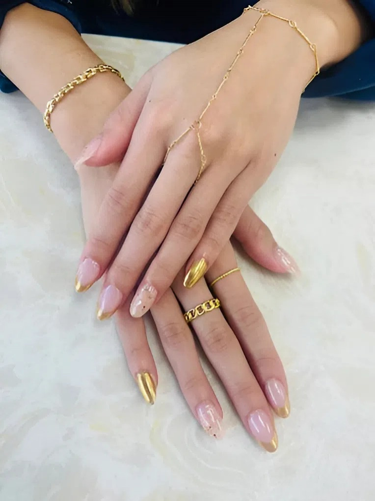 Avon Nails Spa in Avon, OH (5)