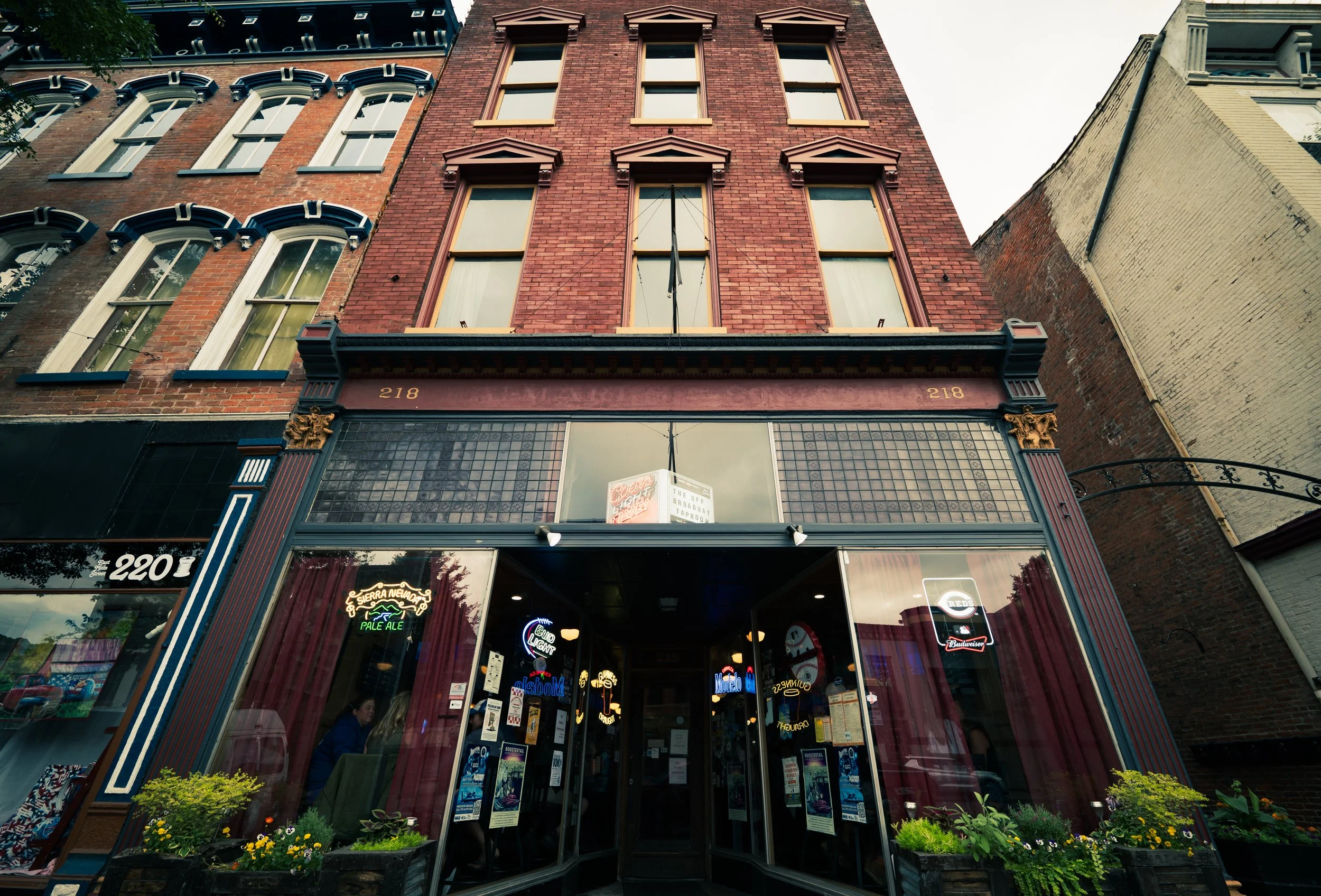 Off Broadway Taproom in Madison, IN (3)