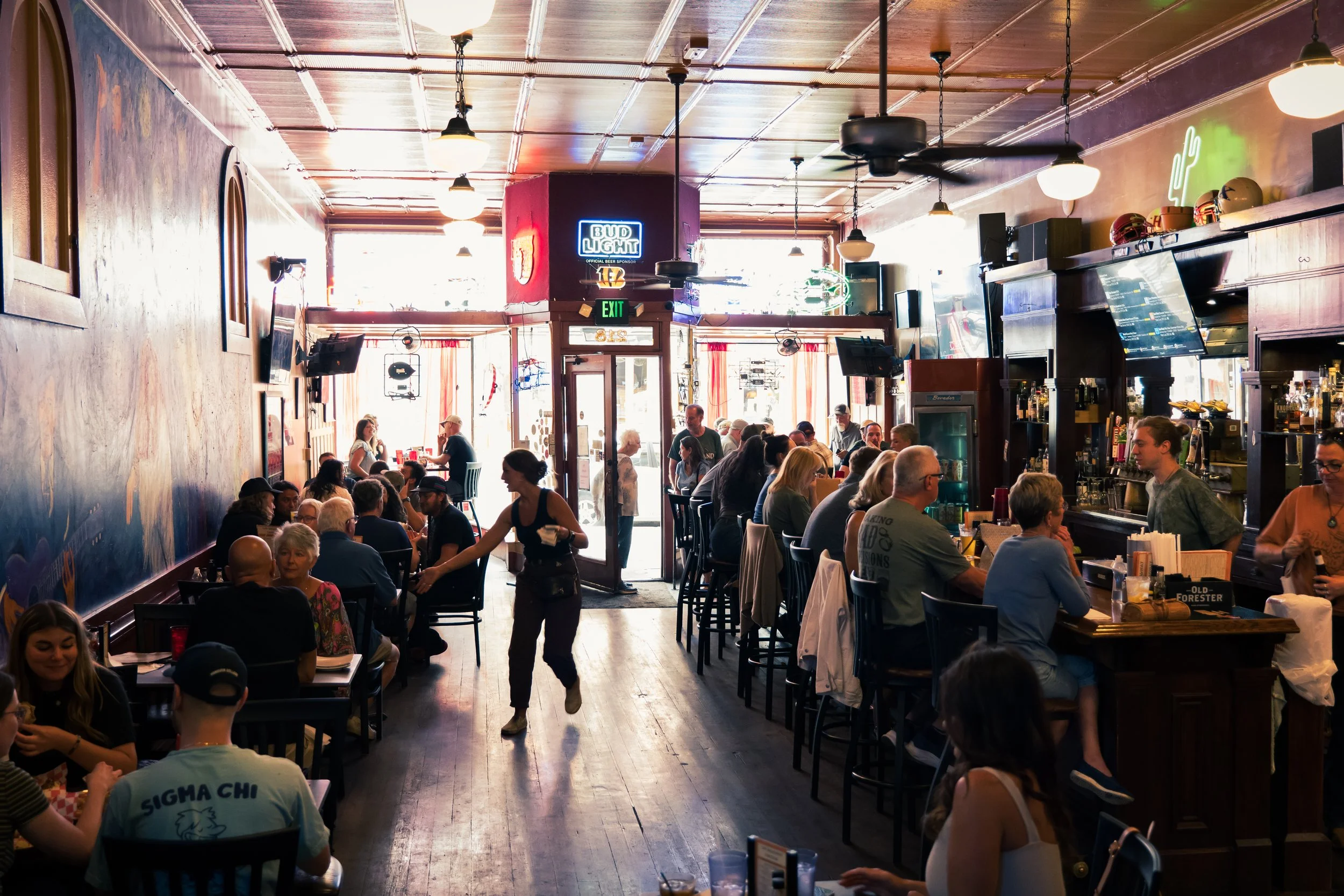 Off Broadway Taproom in Madison, IN (6)