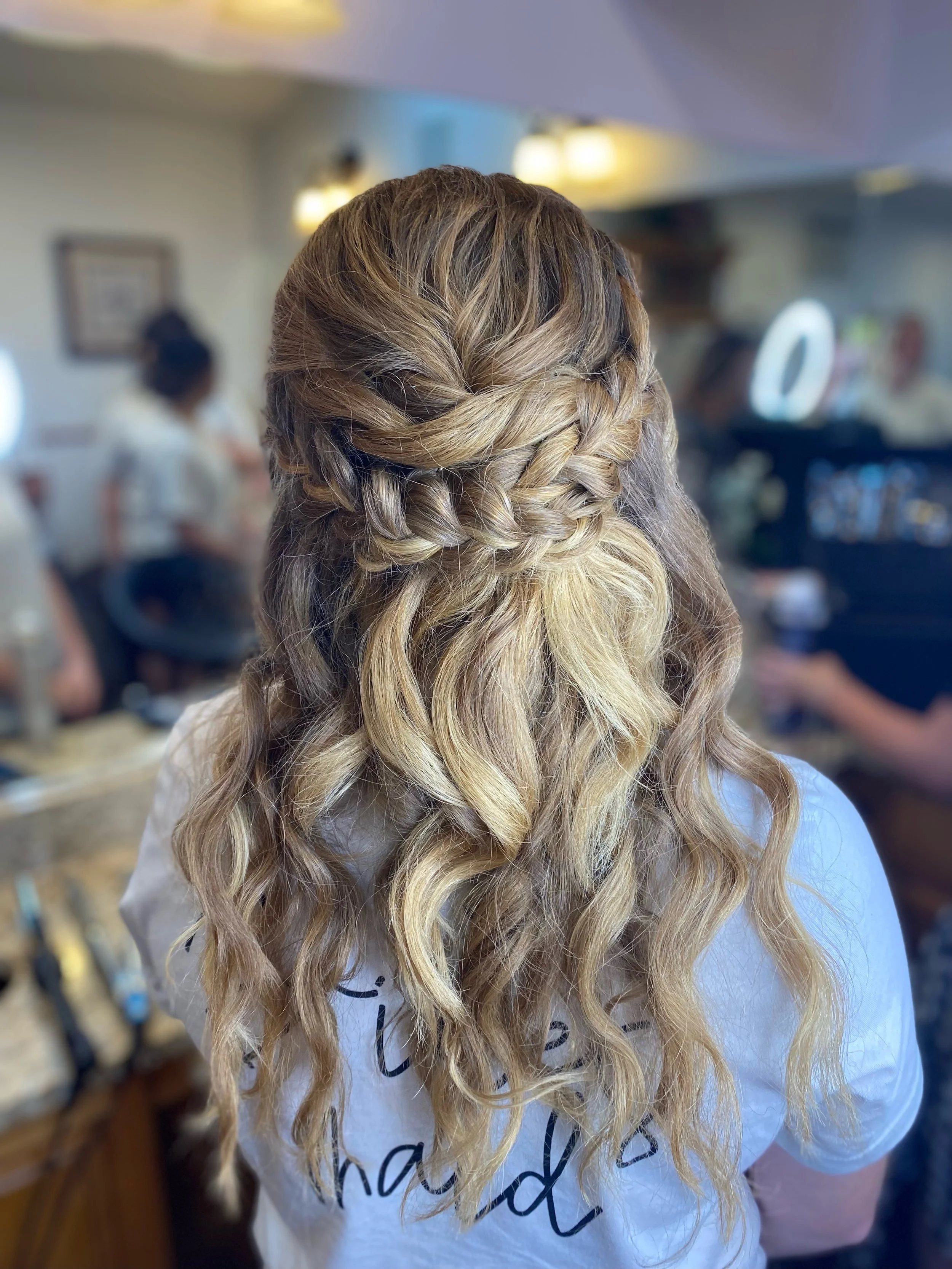 Salon Salon Wisconsin in Salem Lakes, WI