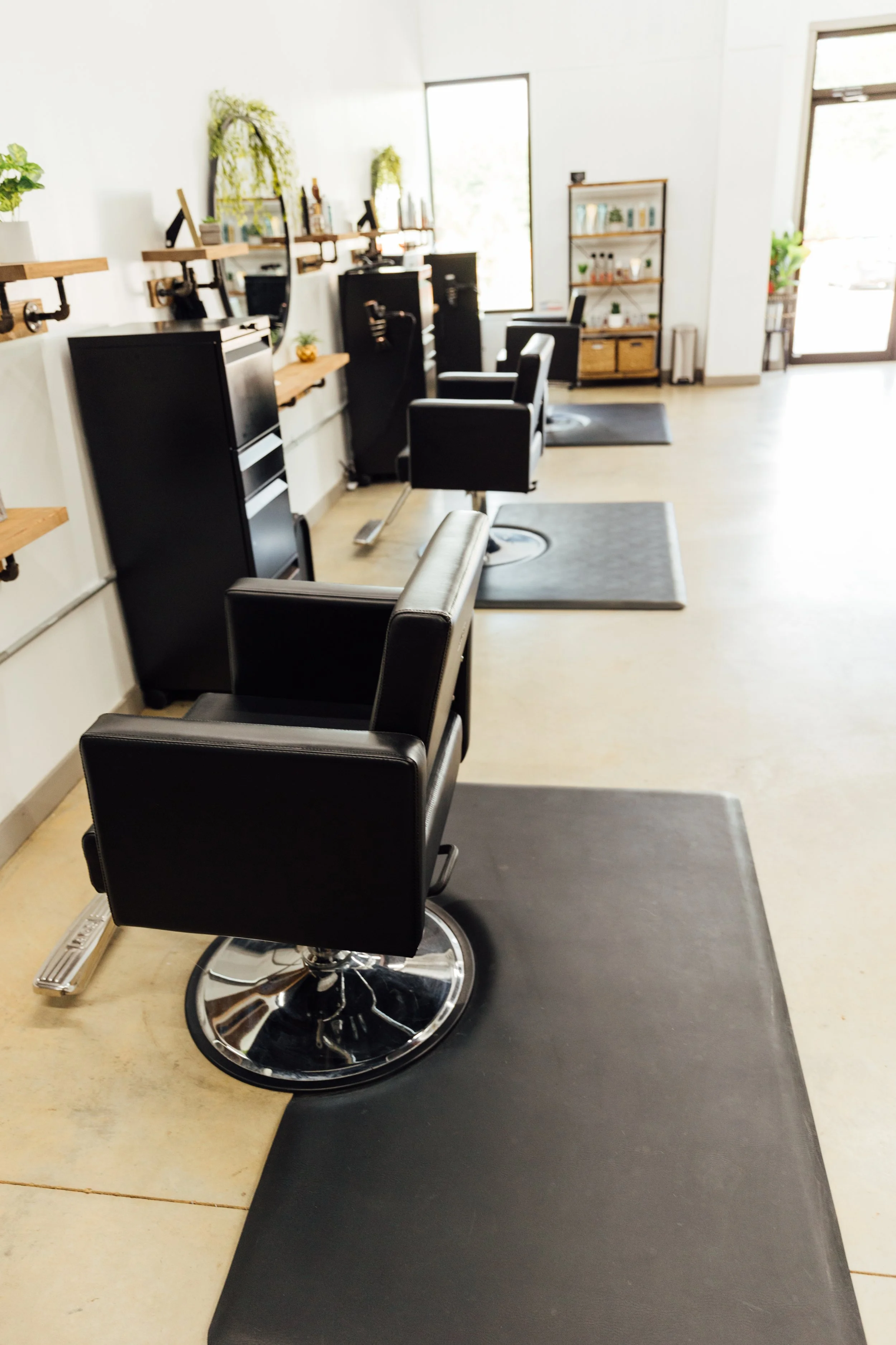 Ash & Gold Beauty Studio in Lindale, TX (5)