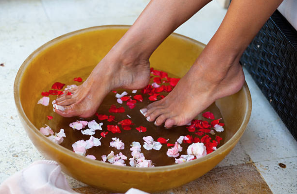 Spa Nails & Cocktails in Delaware, OH (2)