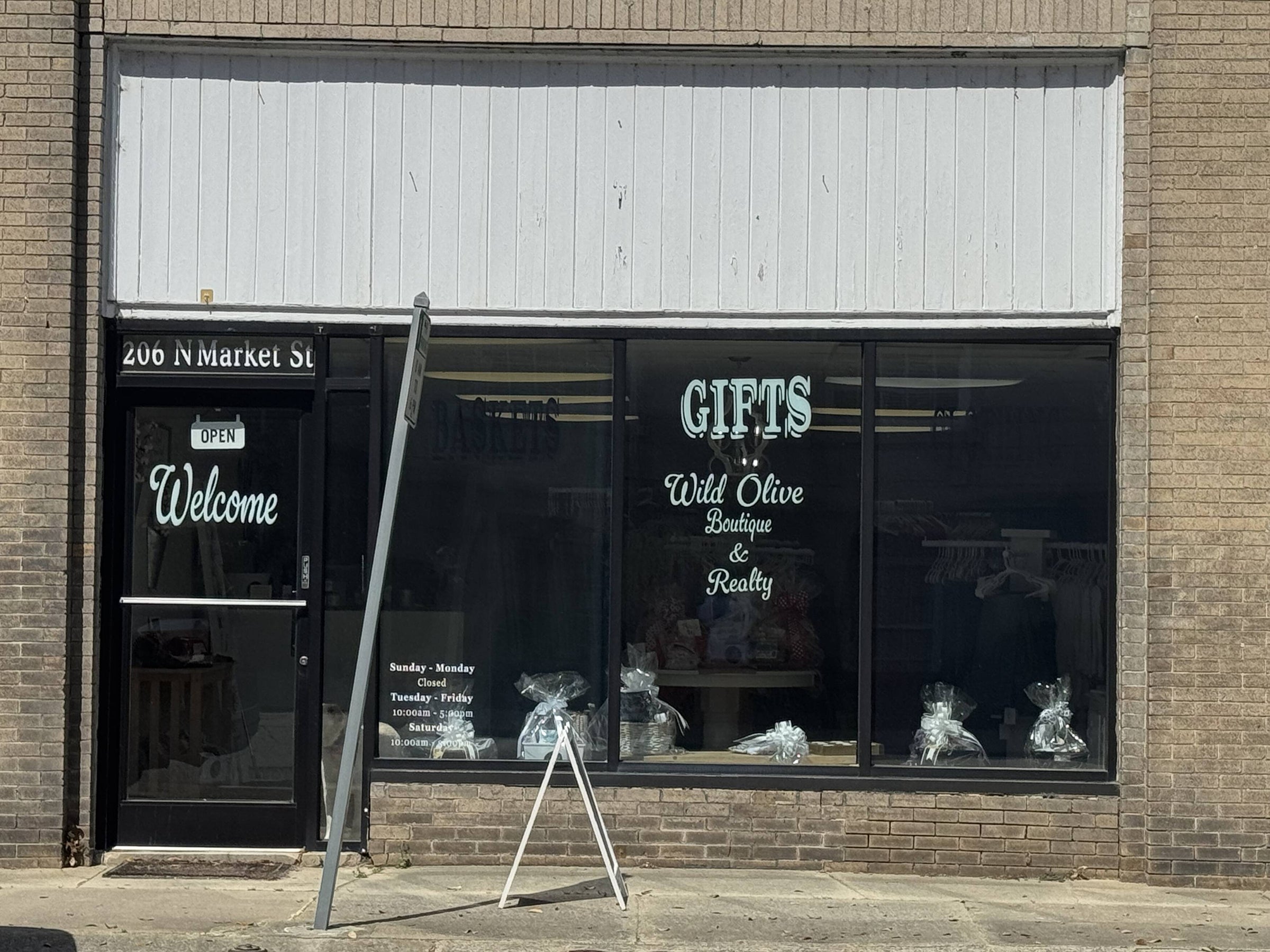 Wild Olive Boutique in Washington, NC (4)