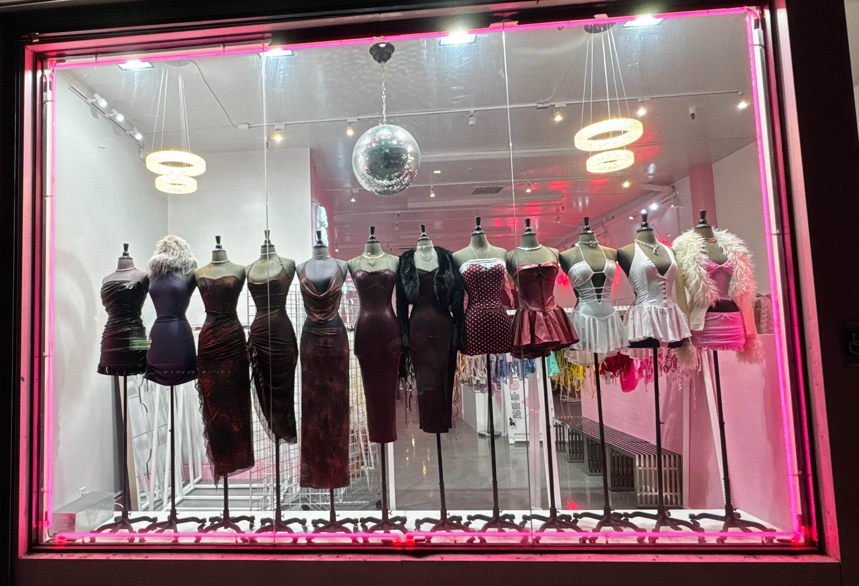 Style Delivers Boutique in Los Angeles, CA