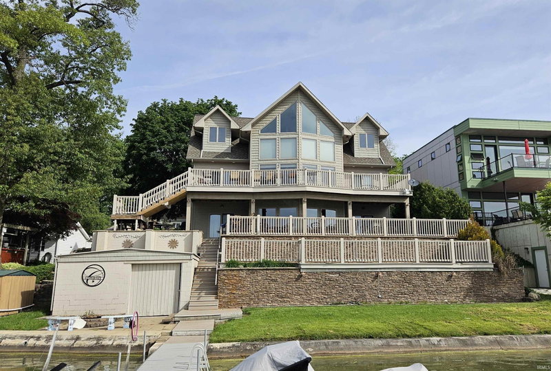 Castle One Realty in Auburn, IN