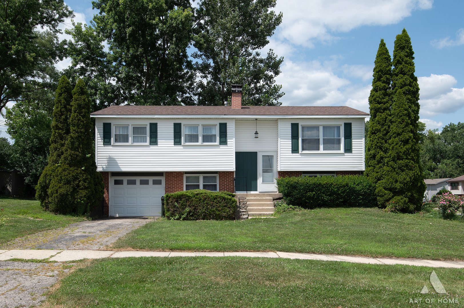 Angela Walker Homes Real Estate Group in Westchester, IL (4)