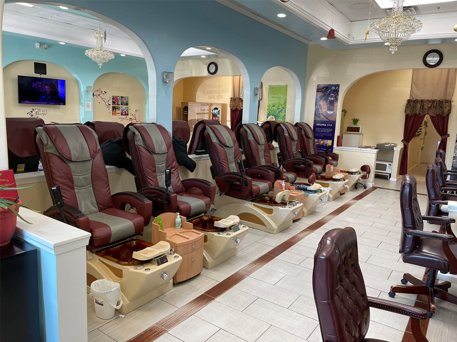 Glamour Girls Nail Spa in Chesapeake, VA