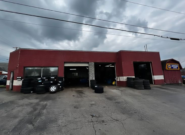 Tom's Wholesale Tires in East Palestine, OH (5)