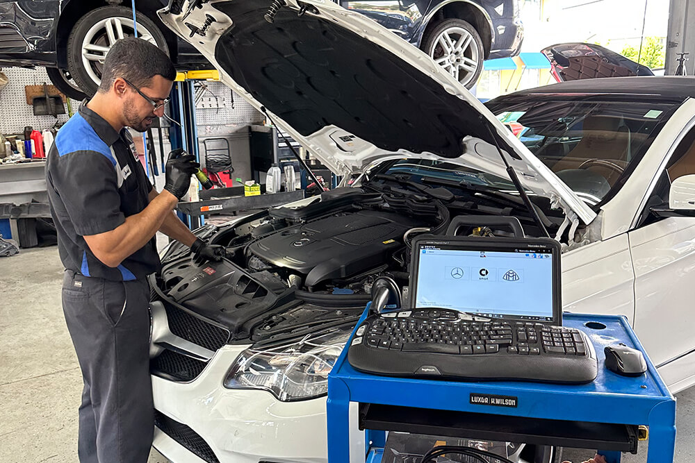 Foreign Auto Services in Riviera Beach, FL (4)