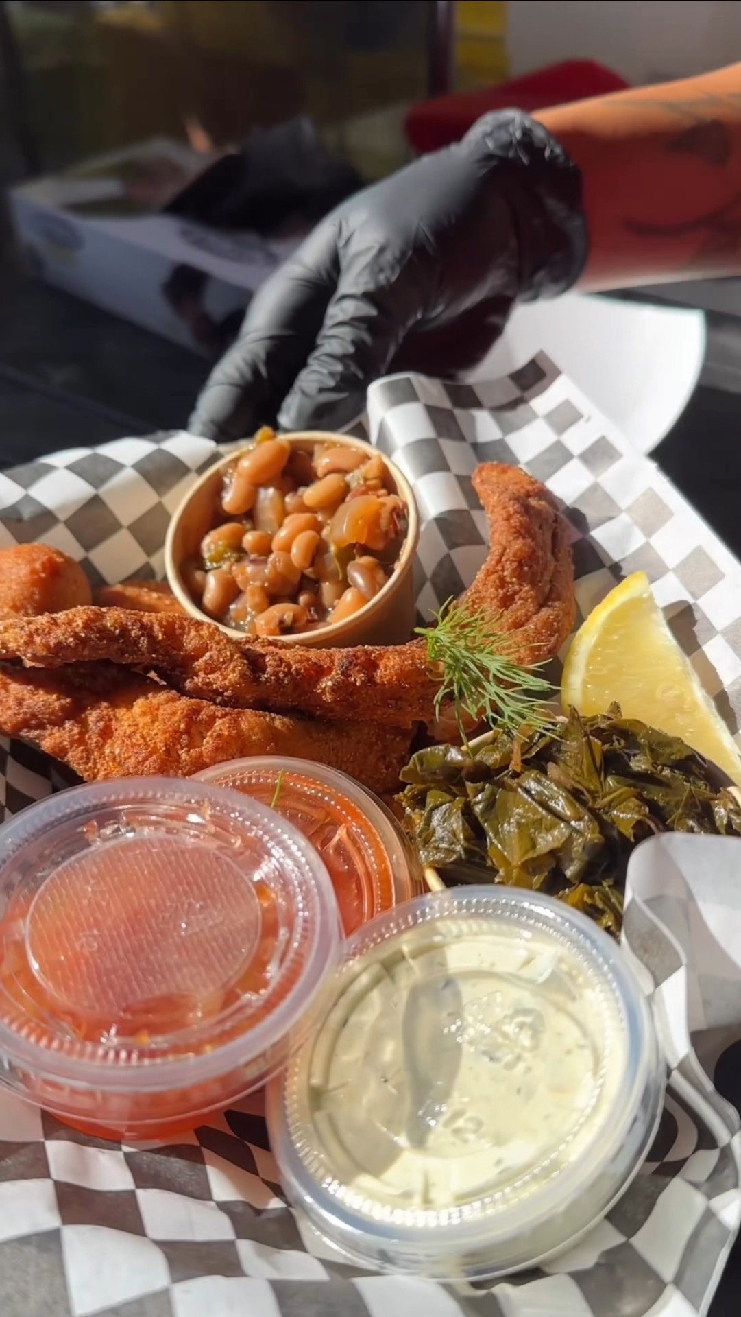 Hot Grease in Santa Ana, CA (3)