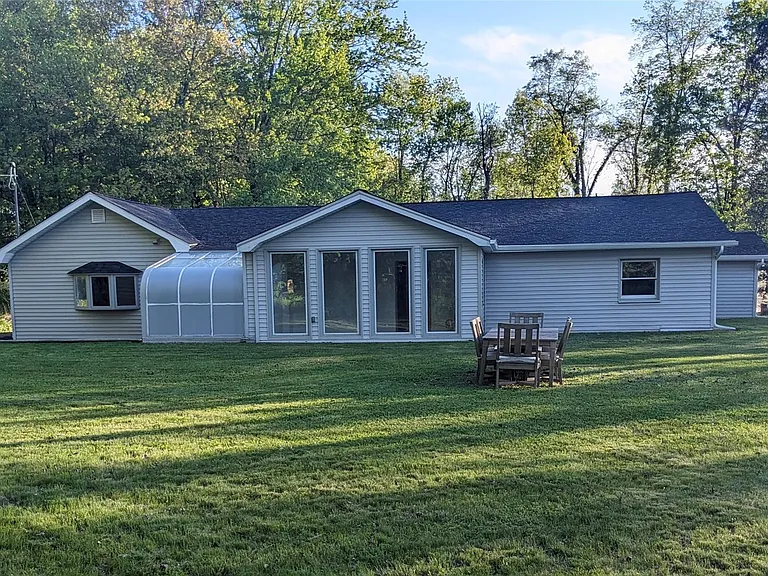 Magic of Great Neck Realty in Great Neck, NY (2)