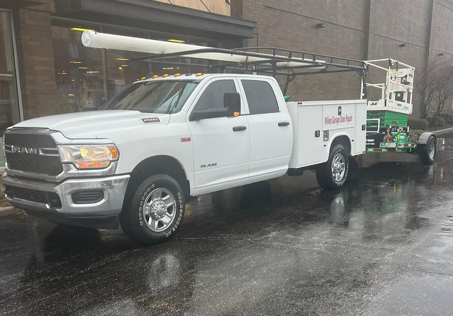MIKE'S GARAGE DOOR REPAIR in Loveland, OH