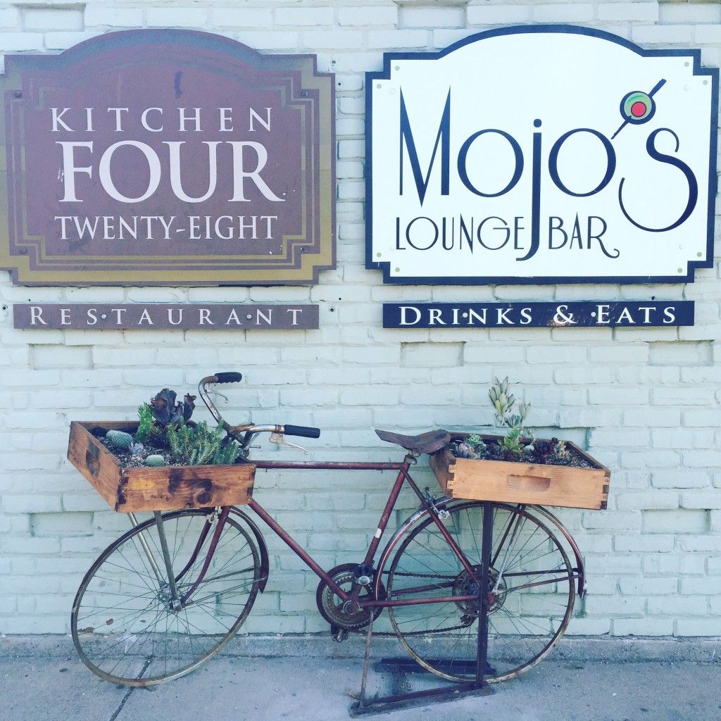 Kitchen428 Restaurant & Mojo’s Lounge in Woodland, CA (2)