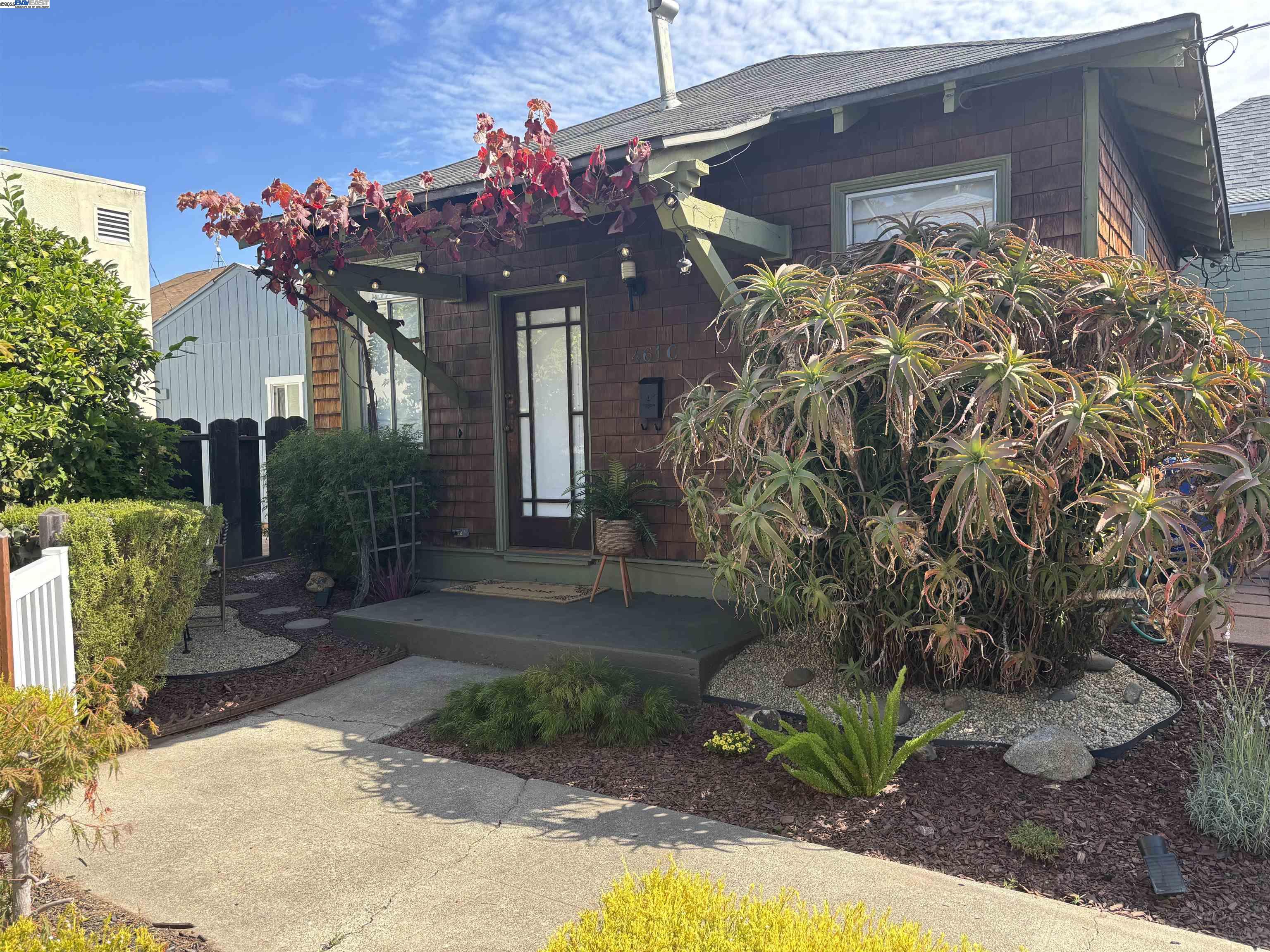 Eastside West ~ Becky Cusack, Broker in Alameda, CA