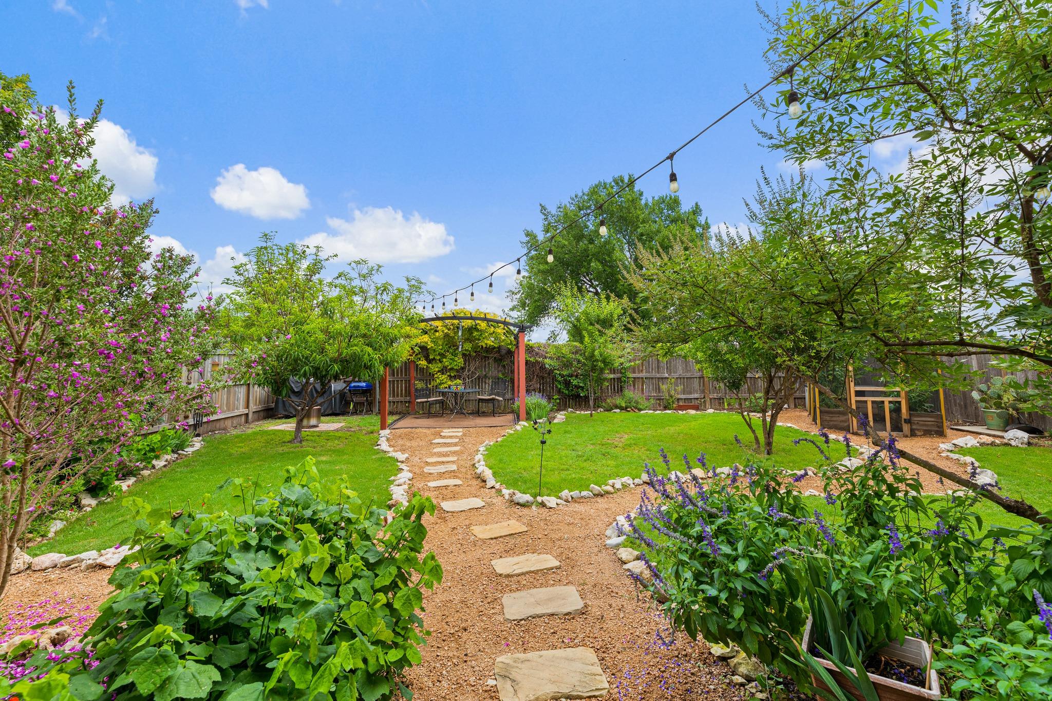 Sarah White, Realtor, Better Broker Texas Realty in Hutto, TX (2)
