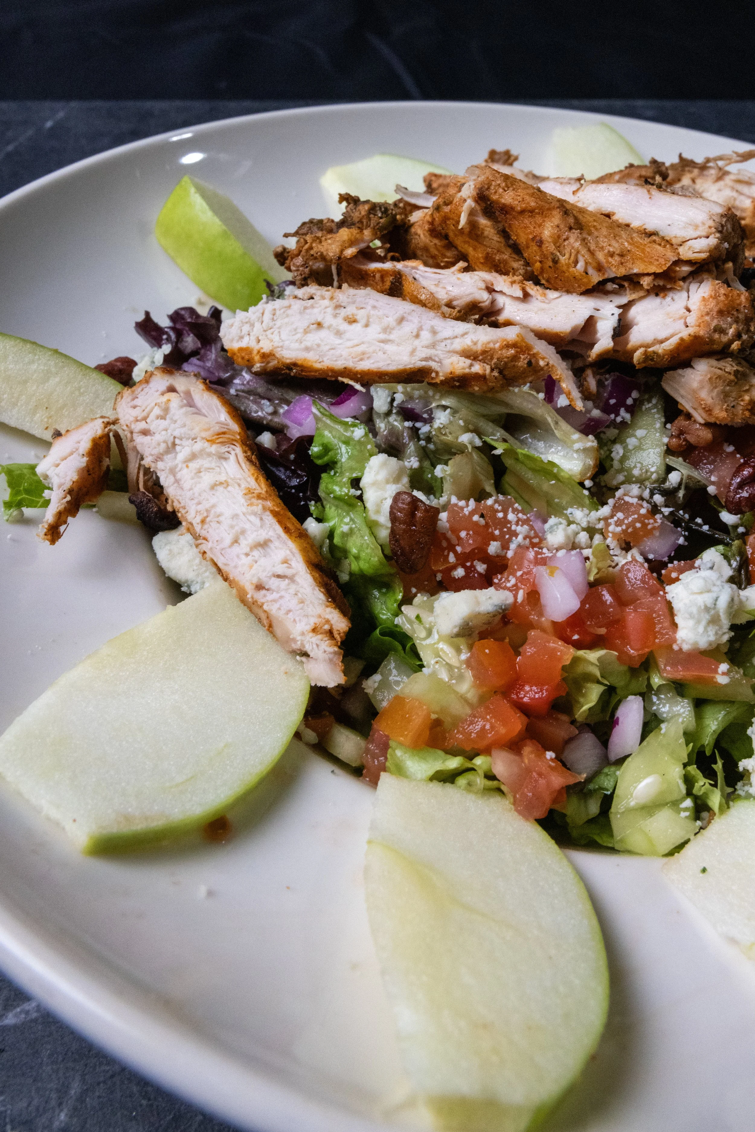 Dovini Italian Bar & Grill in Bridgeport, TX