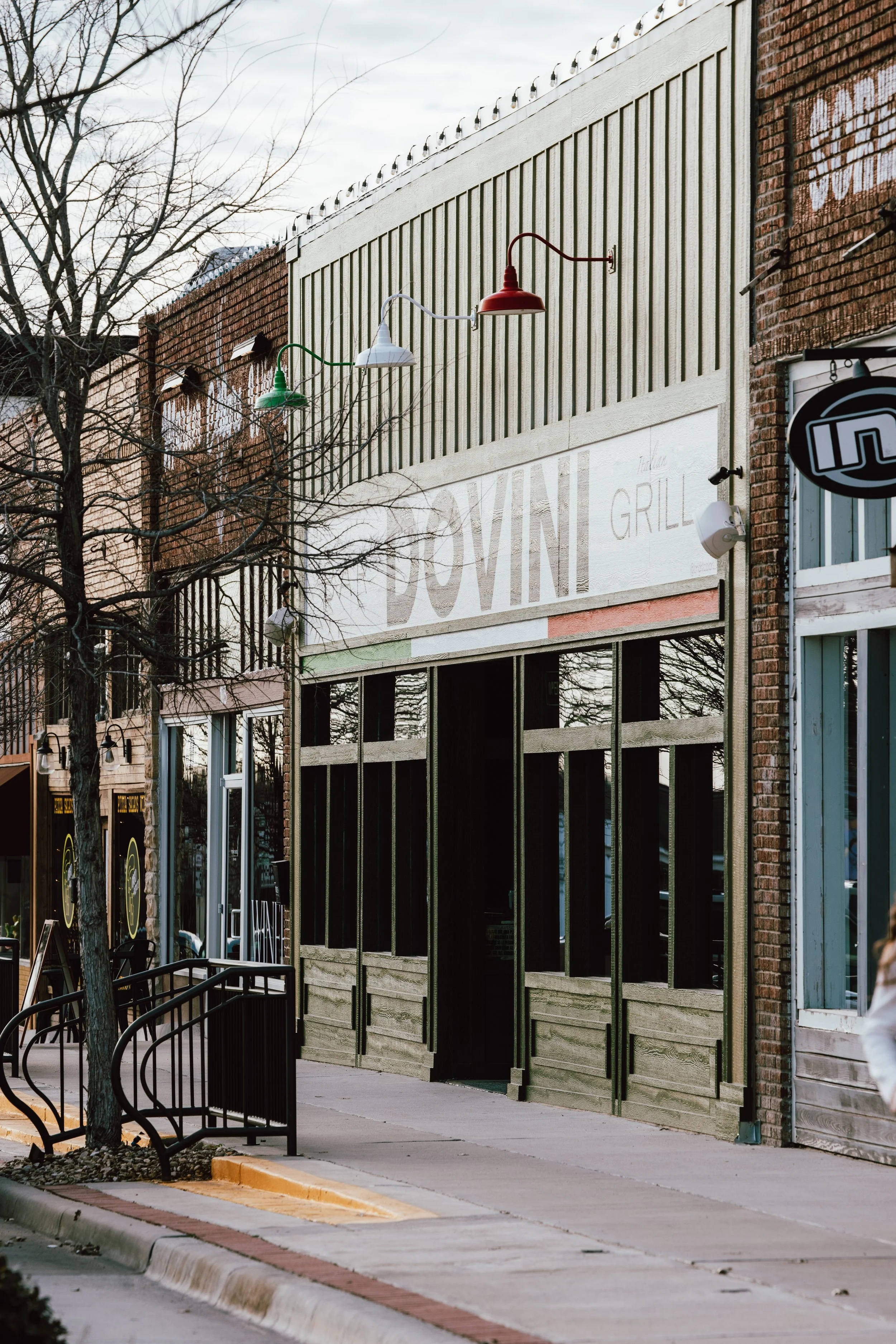 Dovini Italian Bar & Grill in Bridgeport, TX (2)