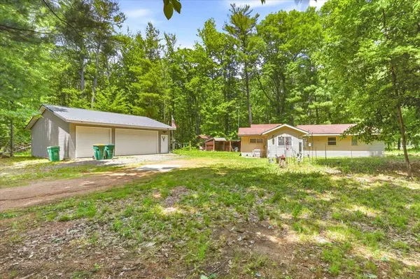 Tiffany Seavecki - Realtor® - Realty One Group Haven - ReNew Real Estate Team in Nekoosa, WI (3)